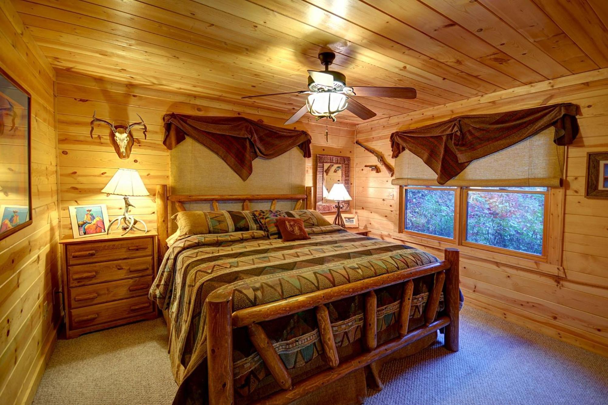 The View Sweeping Mountain Views Gas Fireplace Game Room Hot Tub ブルーリッジ山脈 エクステリア 写真