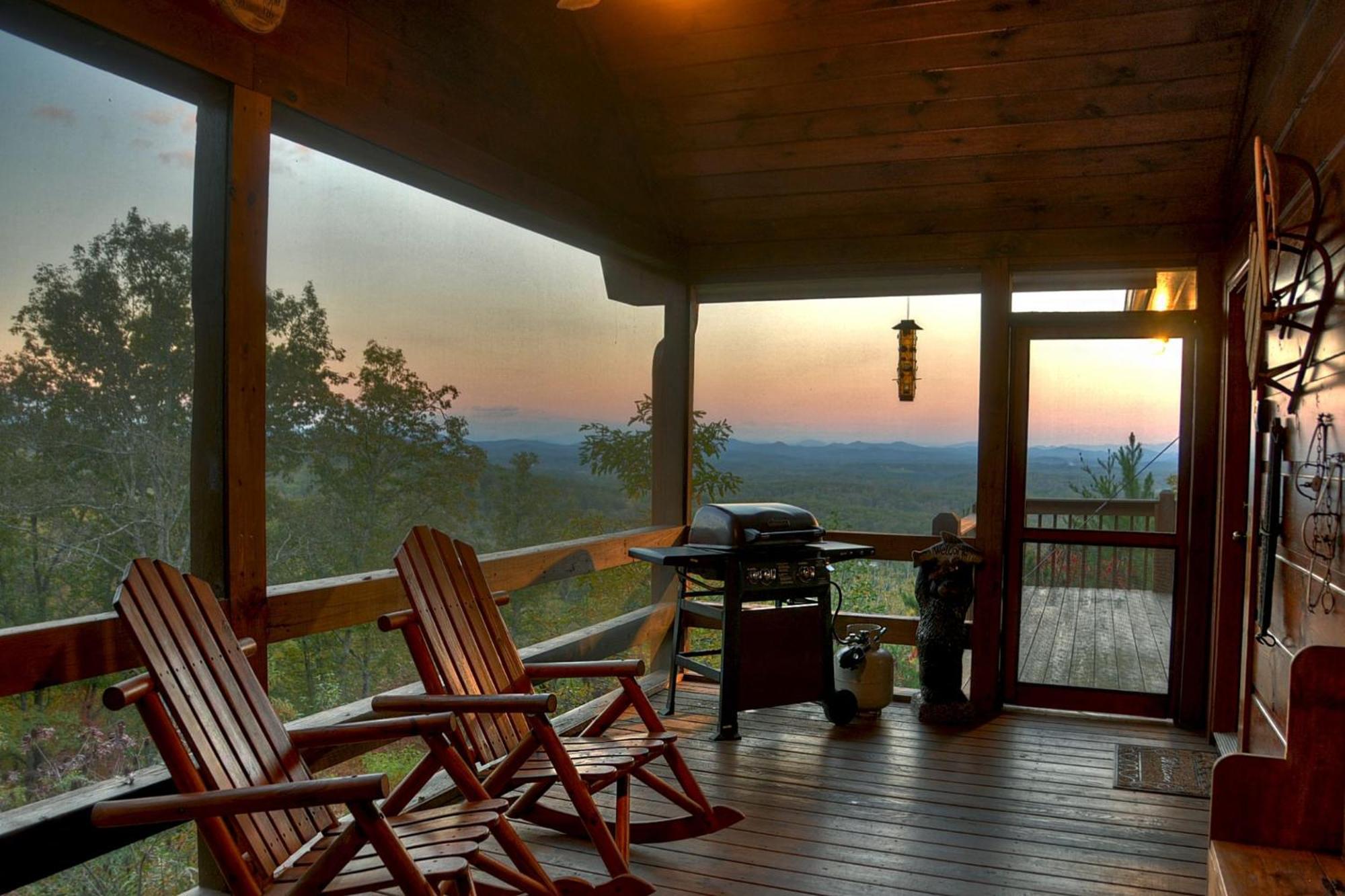 The View Sweeping Mountain Views Gas Fireplace Game Room Hot Tub ブルーリッジ山脈 エクステリア 写真